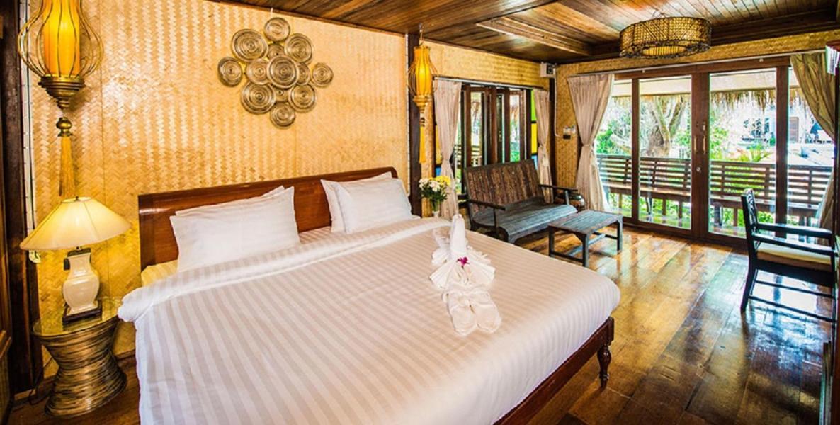 Bora Bora Villa Phuket 찰롱 외부 사진