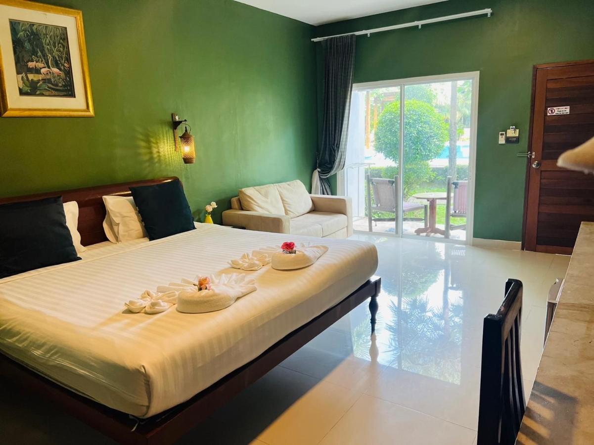 Bora Bora Villa Phuket 찰롱 외부 사진