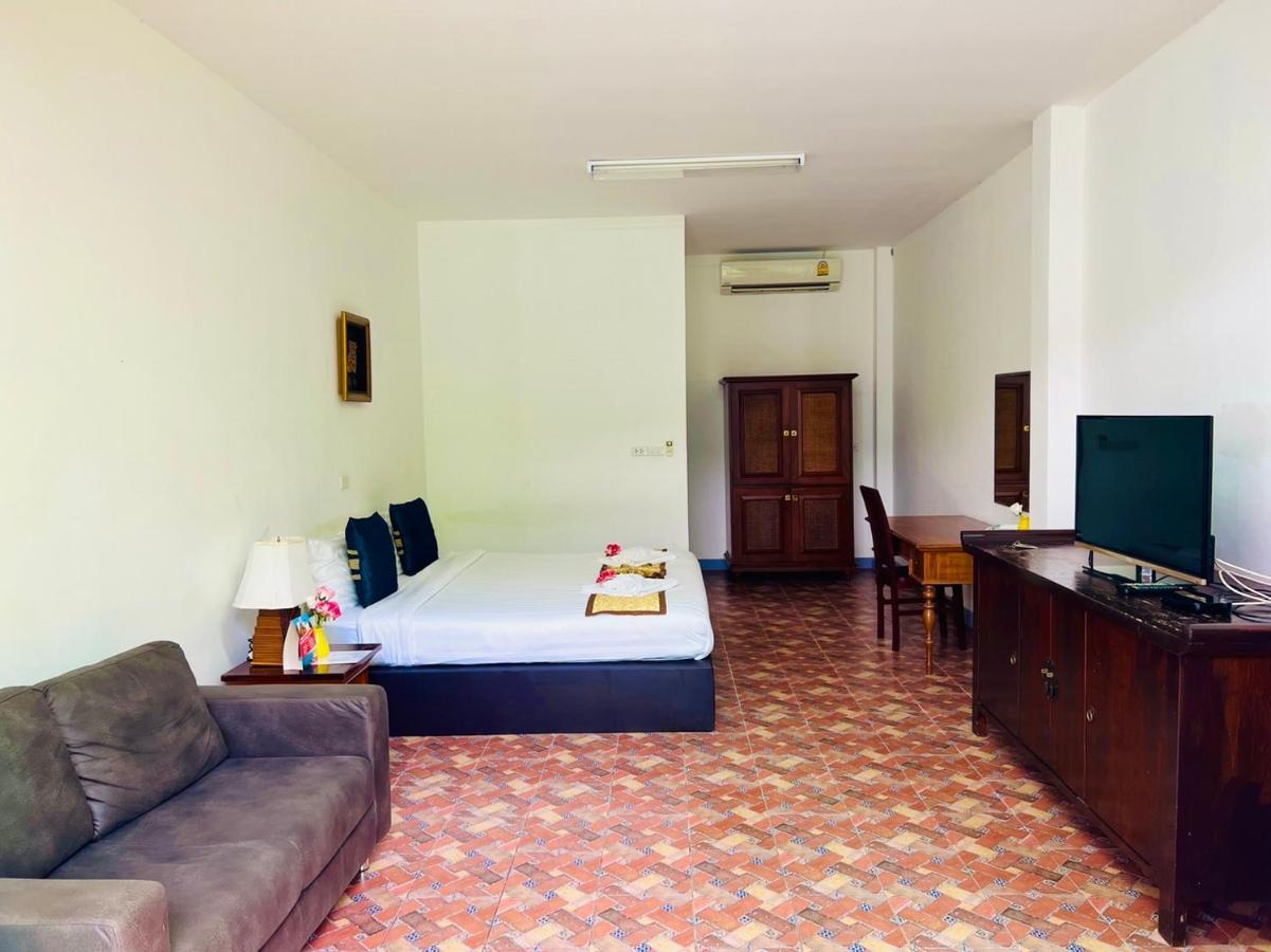 Bora Bora Villa Phuket 찰롱 외부 사진