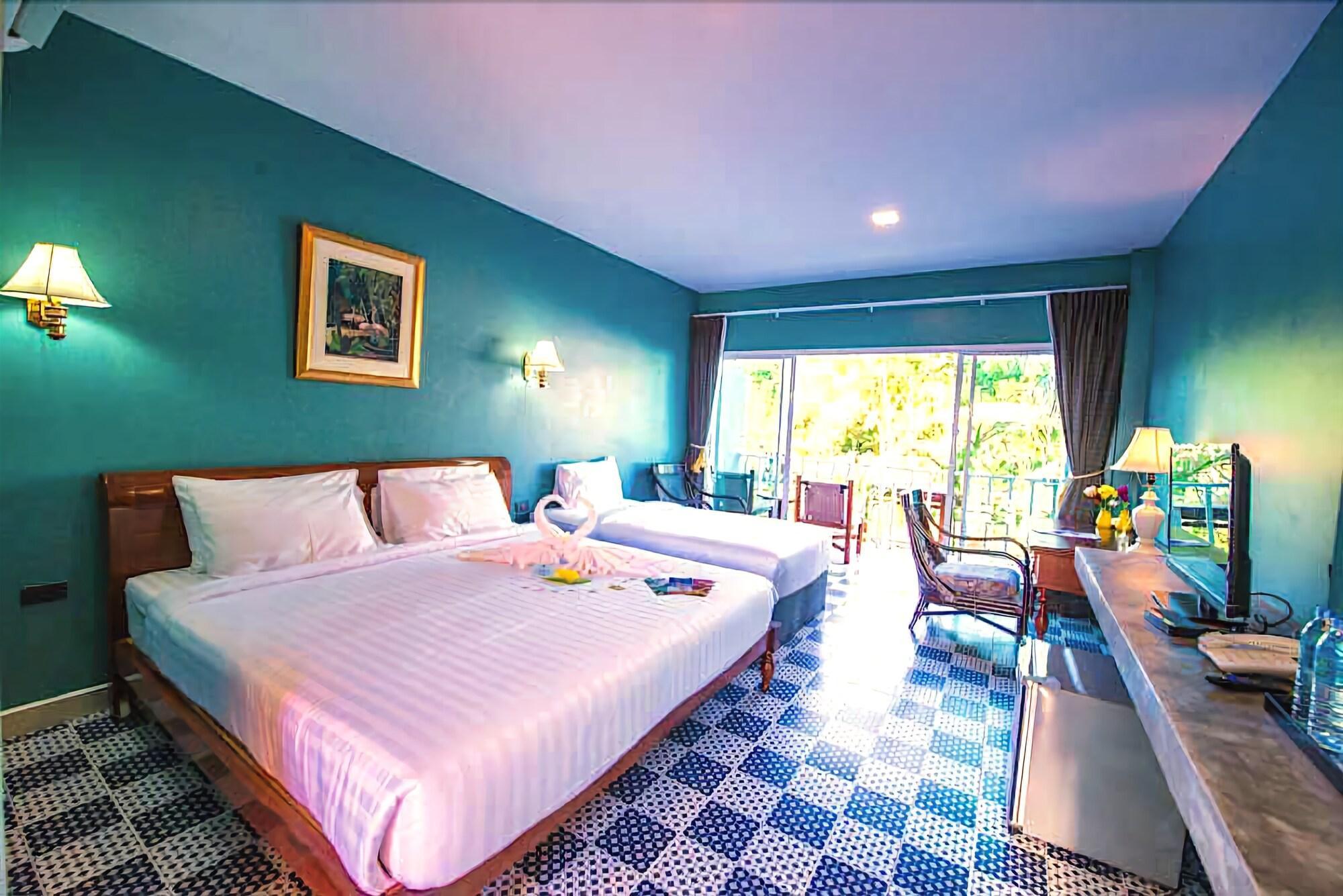 Bora Bora Villa Phuket 찰롱 외부 사진