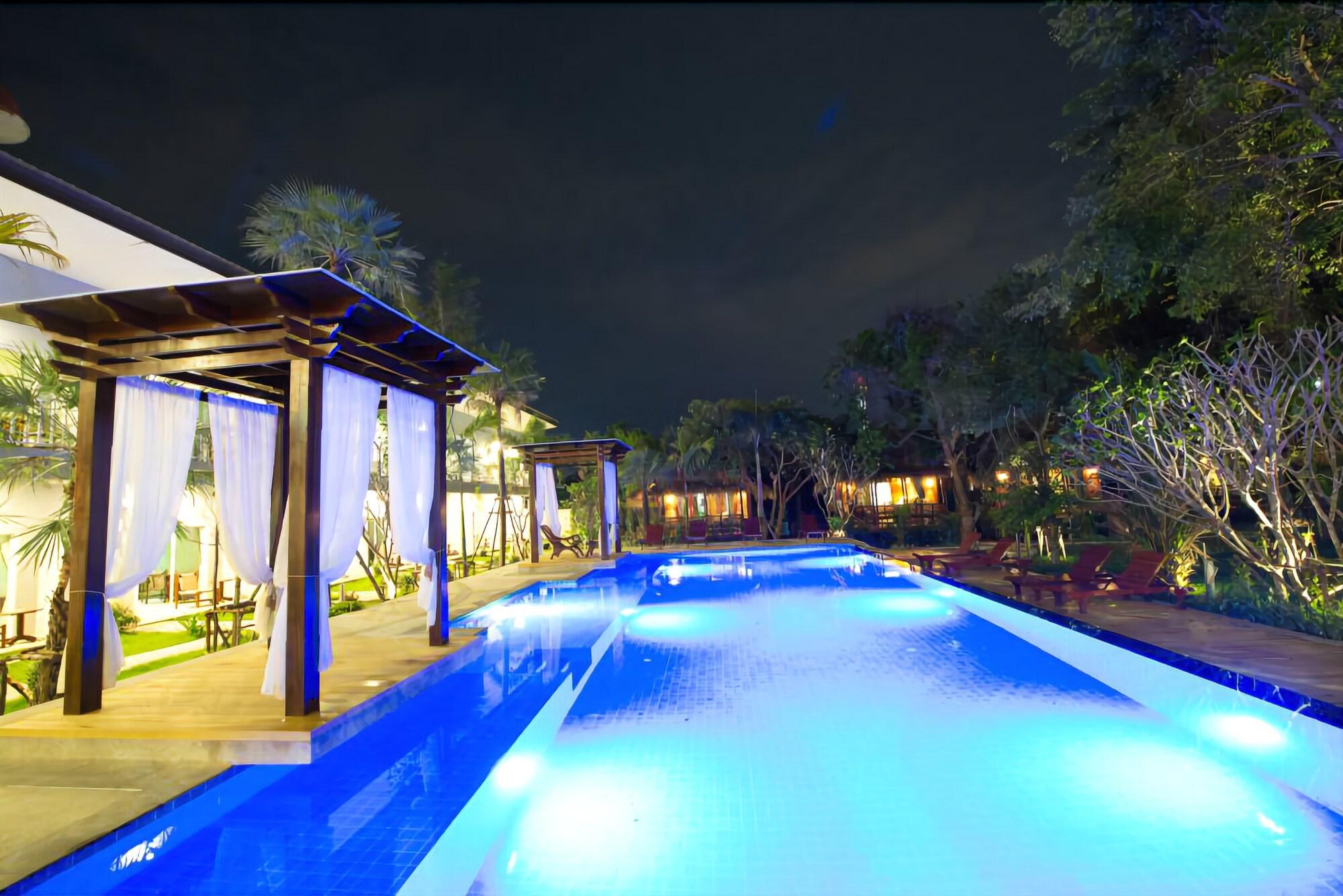 Bora Bora Villa Phuket 찰롱 외부 사진